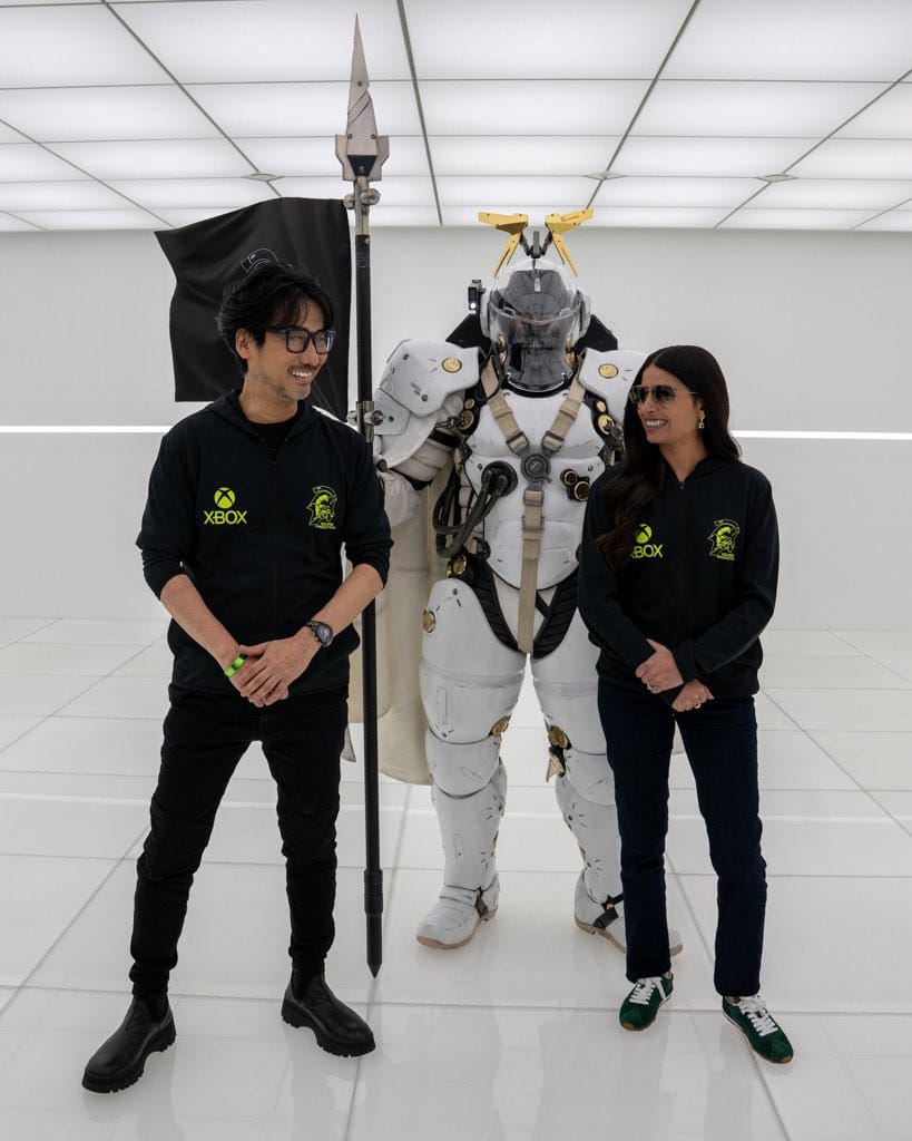Asha Sharma visita Kojima Productions tras el acuerdo de Xbox por PHYSINT
